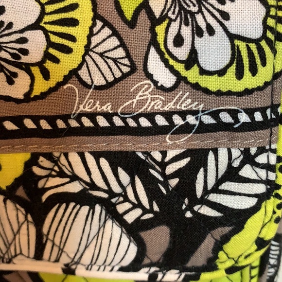 Vera Bradley cross body. Gently used. - Picture 3 of 9